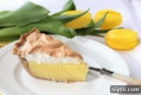 Grand Lemon Cloud Pie