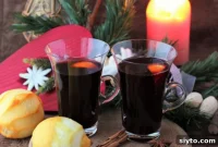 Munich’s Festive Christmas Market: Glühwein and Bavarian Delights