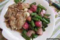 Spring Fricassée: Chicken or Turkey with Fresh Radishes and Peas on Creamy Mash