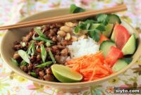 Sticky Vietnamese Caramel Pork Rice Bowls