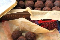 Sweet Bites Snowy Sleds: Lake Louise Adventures