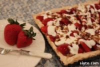 Strawberry Meringue Pie Makes Easy As Pie Even Easier