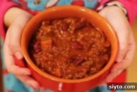 Little Chefs’ Easiest Chili: A Family Favorite