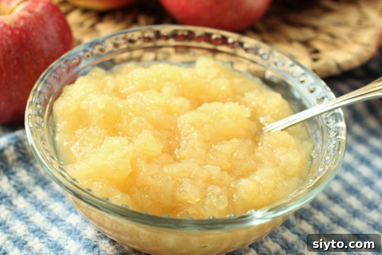 Instant Pot Applesauce No Added Sugar Plus a Kiwi Twist 3 A large bowl of chunky, naturally sweet Instant Pot applesauce, ready to serve.